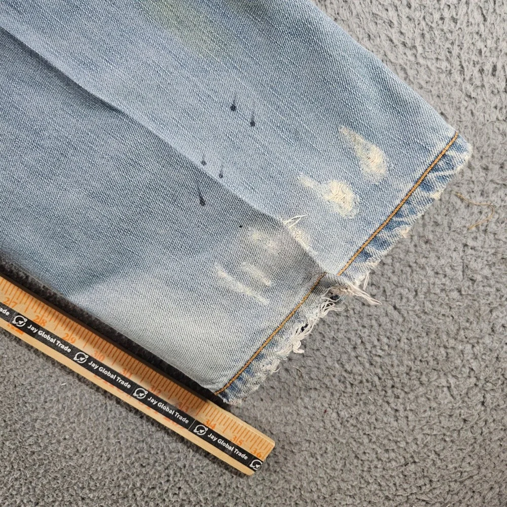 Rocawear Mens Light‎ Wash Distressed Paint Splatter Denim Jeans Size 38x34 Y2K